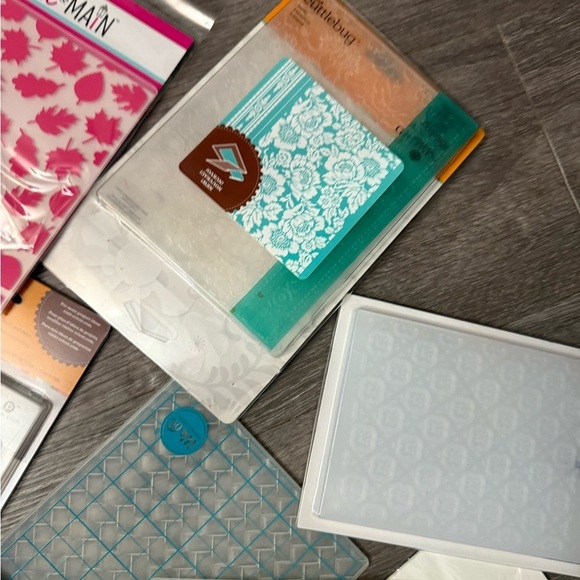 Box Full of Scrapbookers Galore Crafting Supplies - Picture 8 of 16